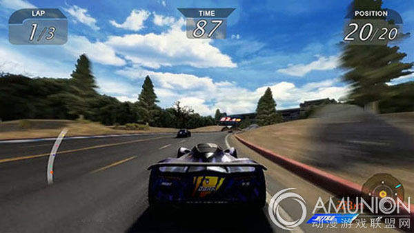 雷动G赛车游戏机画面展示