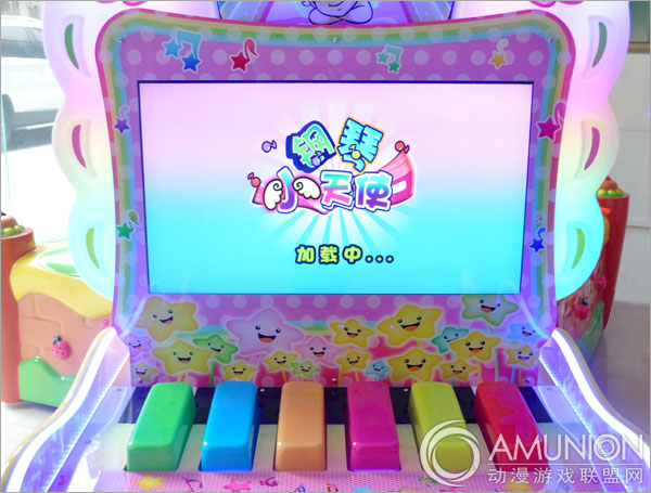 钢琴小天使音乐游戏机高清显示屏